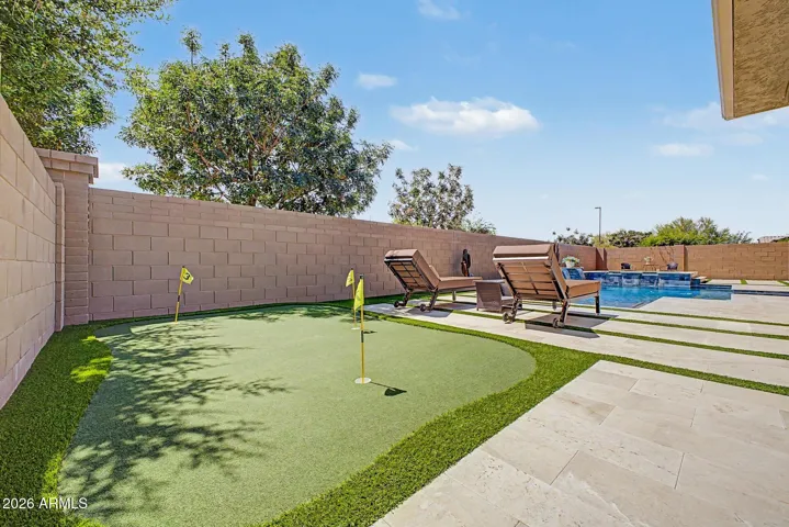 Putting green