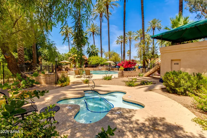 Community Spa & Pool