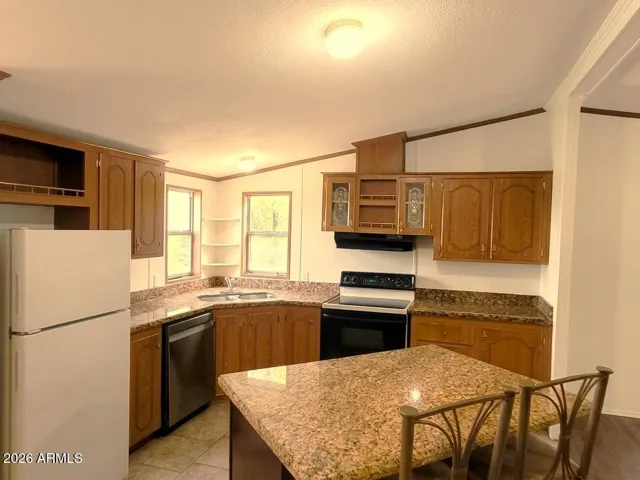 KITCHEN VIEW 2