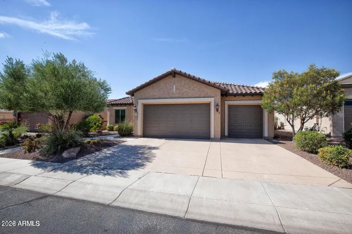 3 Car Garage