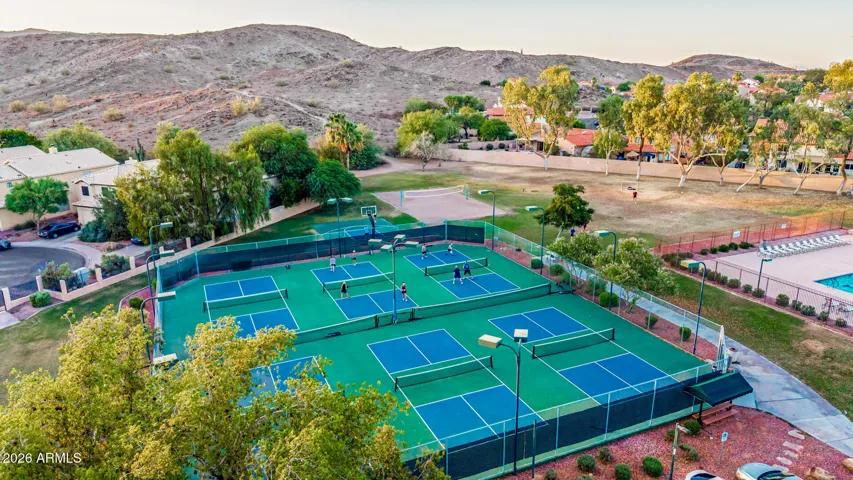 Pickelball Courts