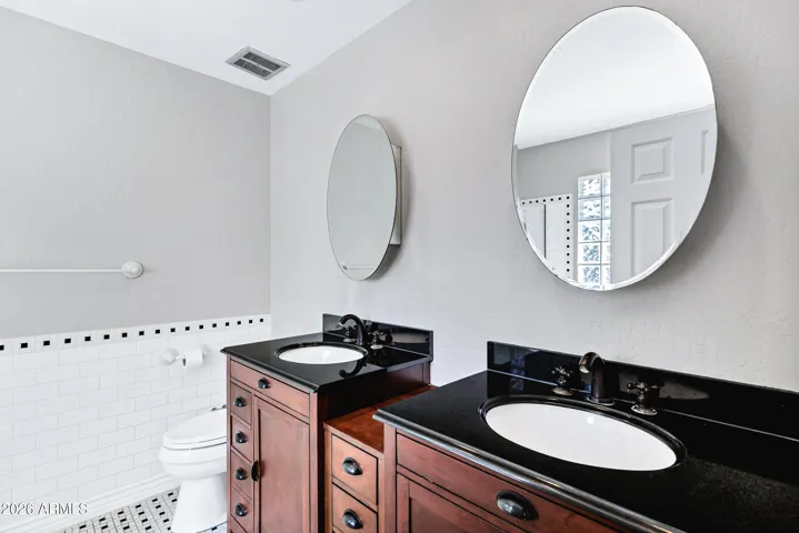 Dual Sinks