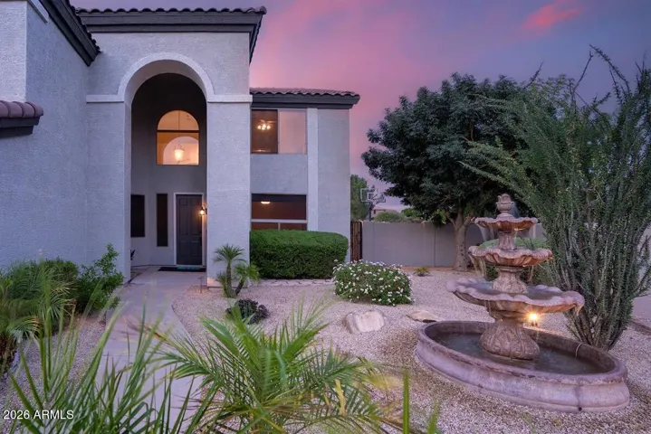Welcome home. The flowing fountain greet you as you enter this wonderful Augusta Ranch home and gets better each step inside . 5 bedrooms and 3 full baths and over 4100sf of spacious living. Formal dining room, kitchen island seating, breakfast area, great room , upstairs game room with pool table, big screen TV & sofas to lounge. Outside gets even better with a salt water pool & spa, sunken fireplace with seating, putting green and half court basketball . Stunning sunsets, room for 14 to sleep and a wonderful home for entertaining.