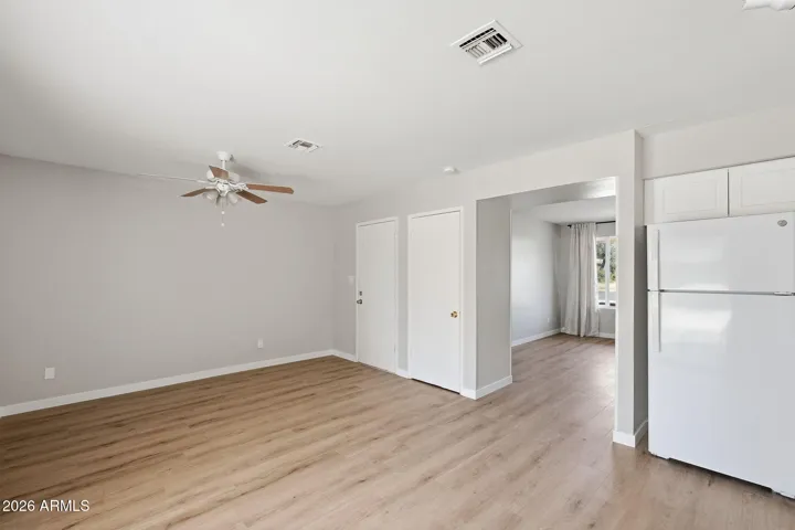 Dining & Kitchen