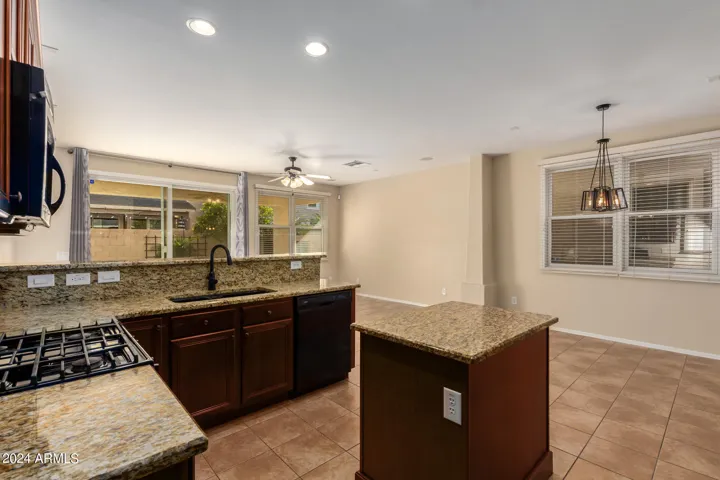 Kitchen Island!