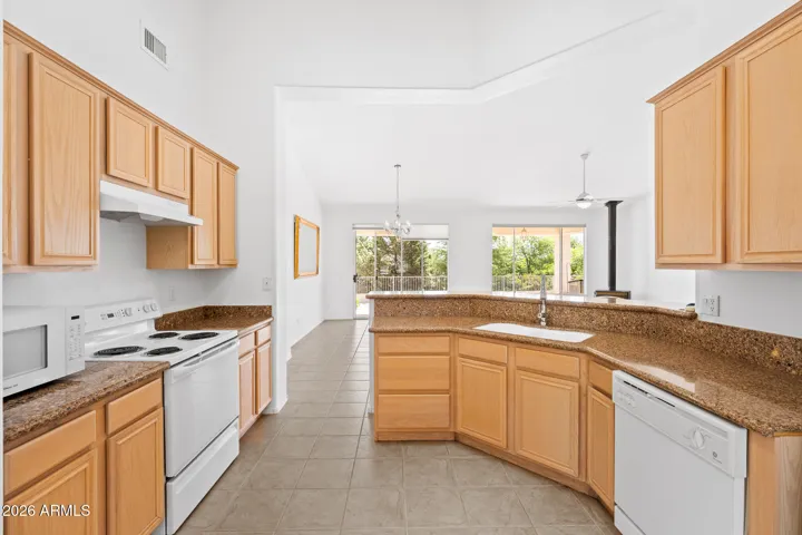 Spacious Kitchen