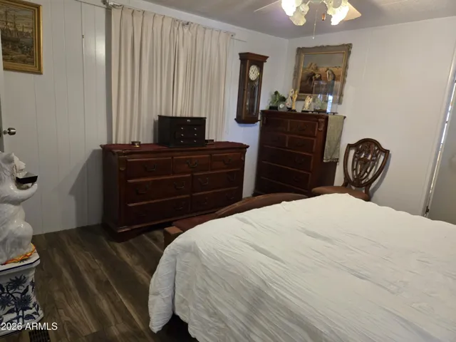 Primary bedroom / en suite