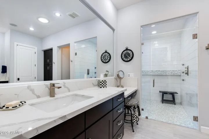 Spa-like shower