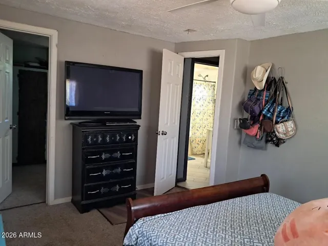 Primary Bed