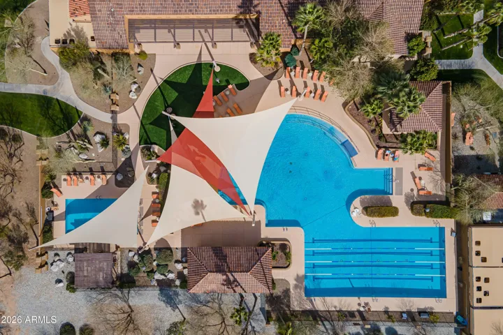 Showing the outdoor pool area