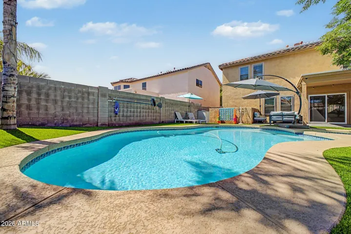 Plenty of room for outdoor gatherings and Arizona living at its best.