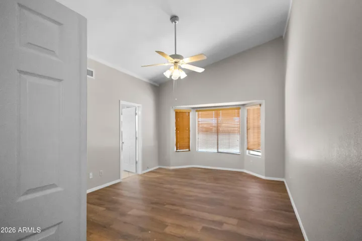 Huge room with lots of light