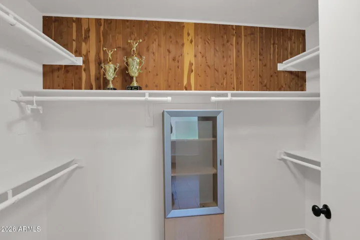 primary walk in closet