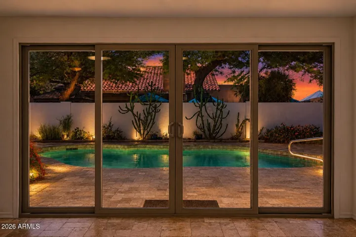 Landscaping lights & sky have been virtually rendered