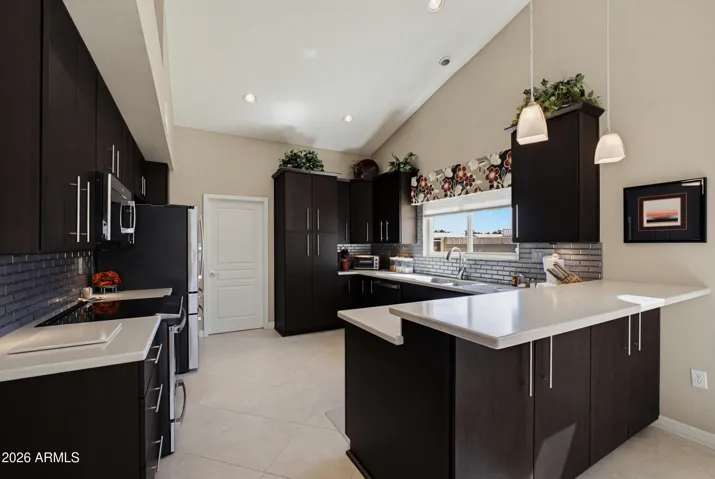 TONS of storage in this kitchen