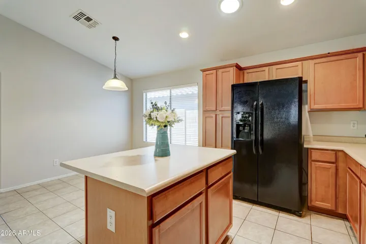 Lots of cabinets