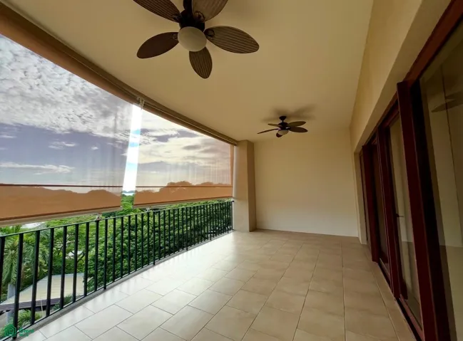 Terrace perspective wall end.