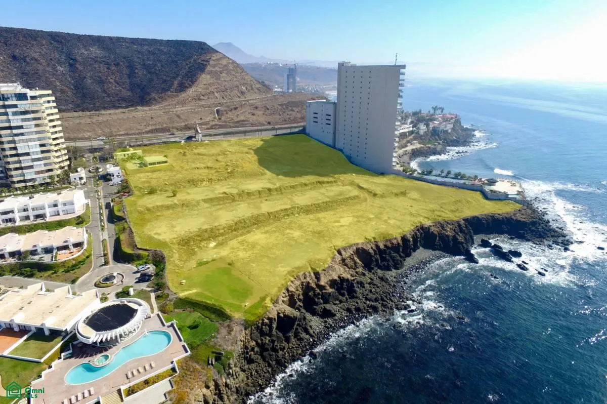 Land For Sale in Playas De Rosarito 22717 - MX25565982