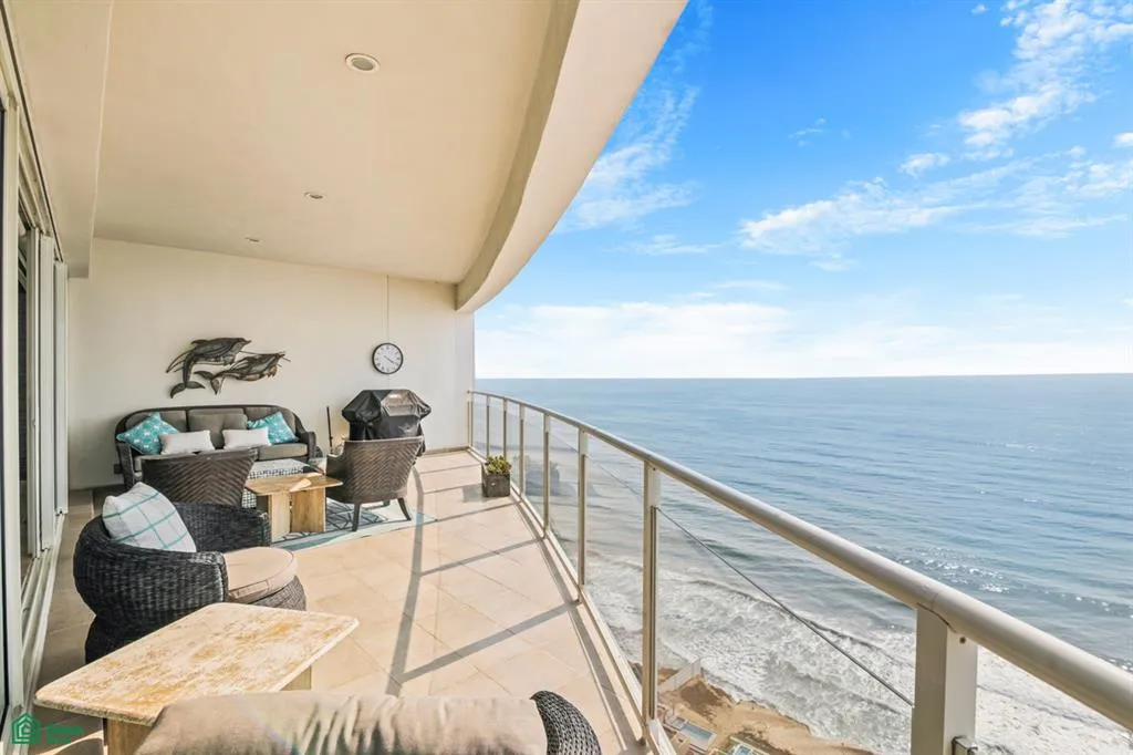 Condo For Sale in Palacio del Mar, Playas De Rosarito 22740 - MX260058