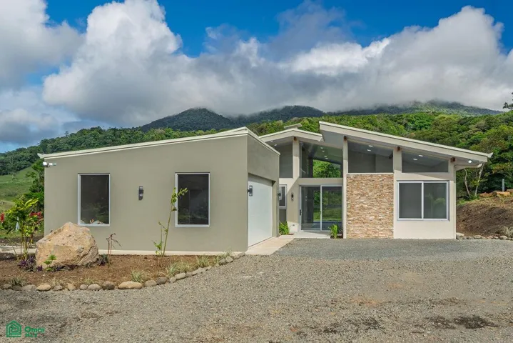 Lifestyle investment with expansion potential.