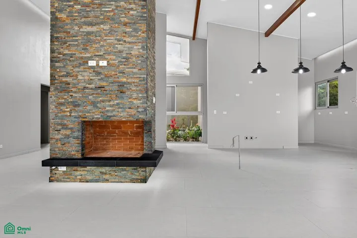 Designed with energy-efficient features.