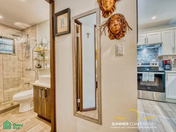 2nd bathroom