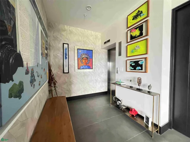 vestibulo del apartamento