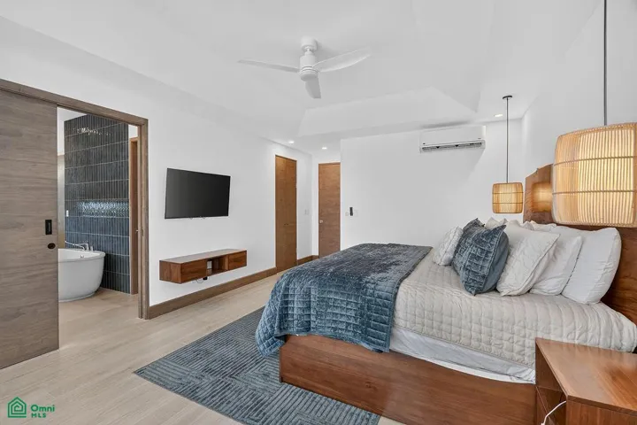 principal bedroom