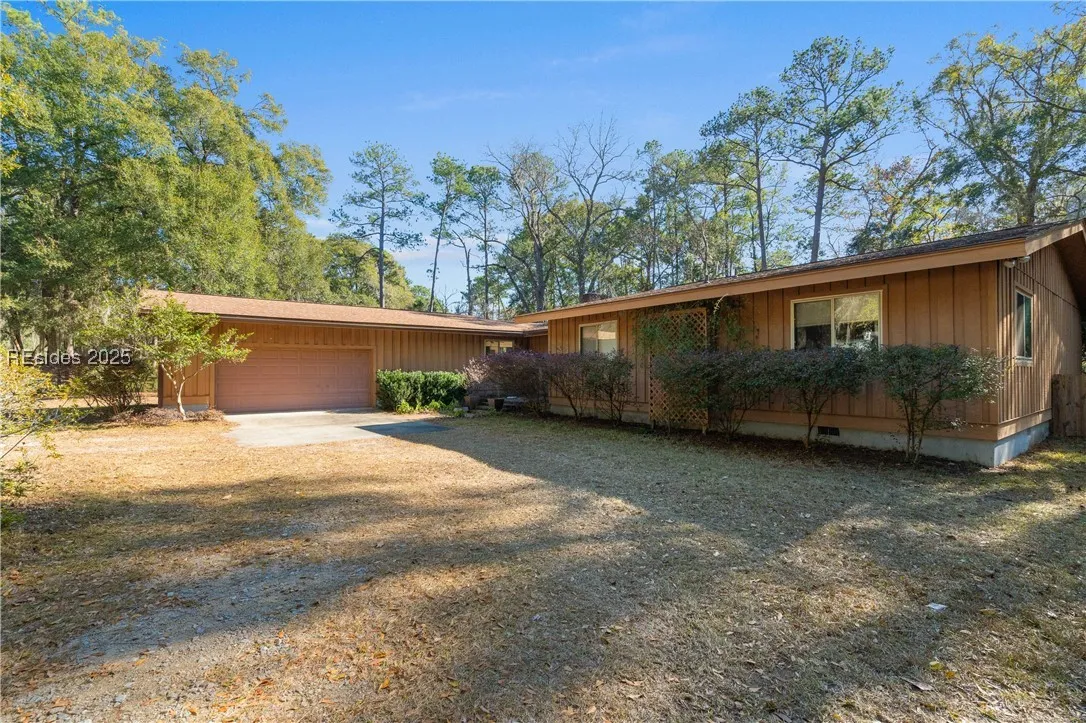 59 Francis Marion Circle, Beaufort, SC 29907, 449856 - Photo 1