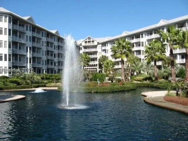  - Photo 1