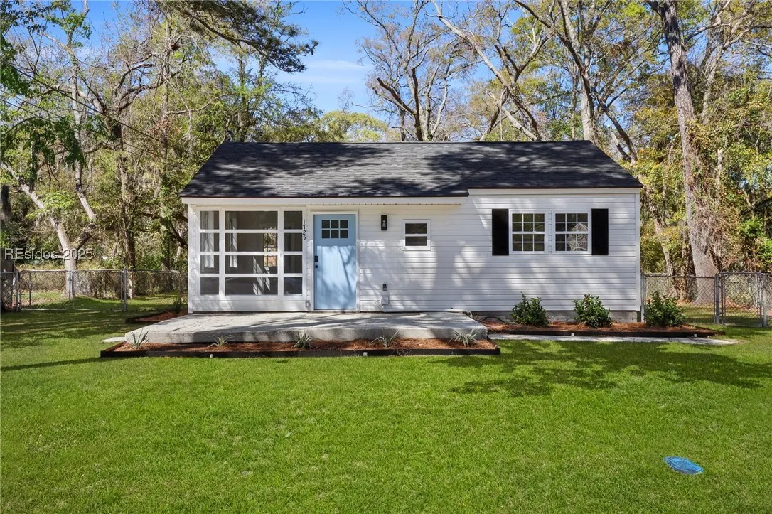 1725 Battery Park Drive Port Royal SC 29935