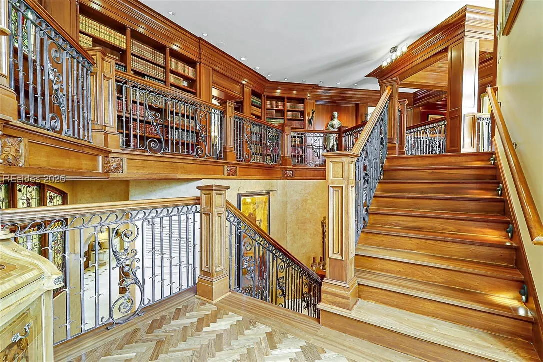  - Photo 39