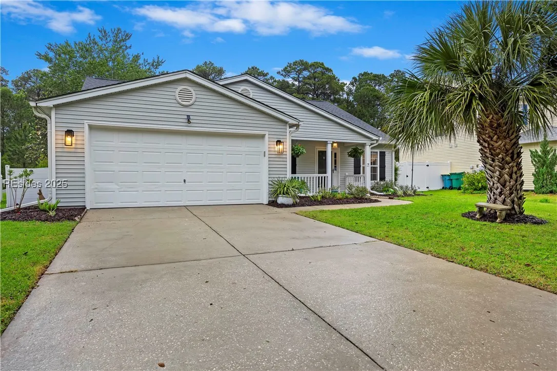  - Photo 1