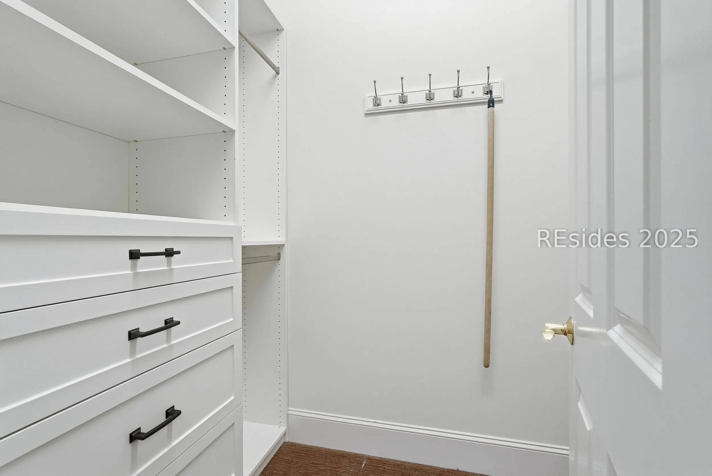  - Photo 41