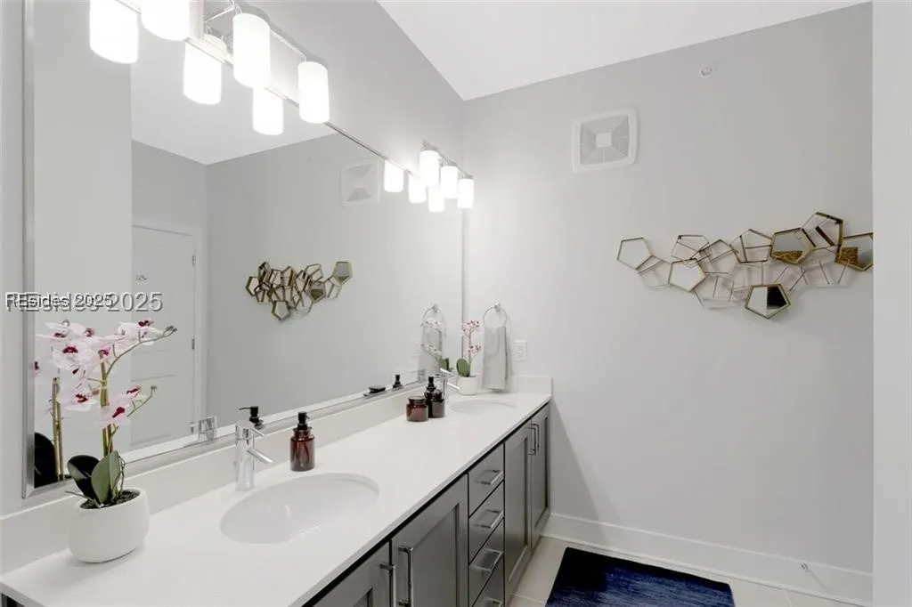  - Photo 23