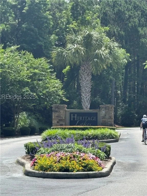  - Photo 1