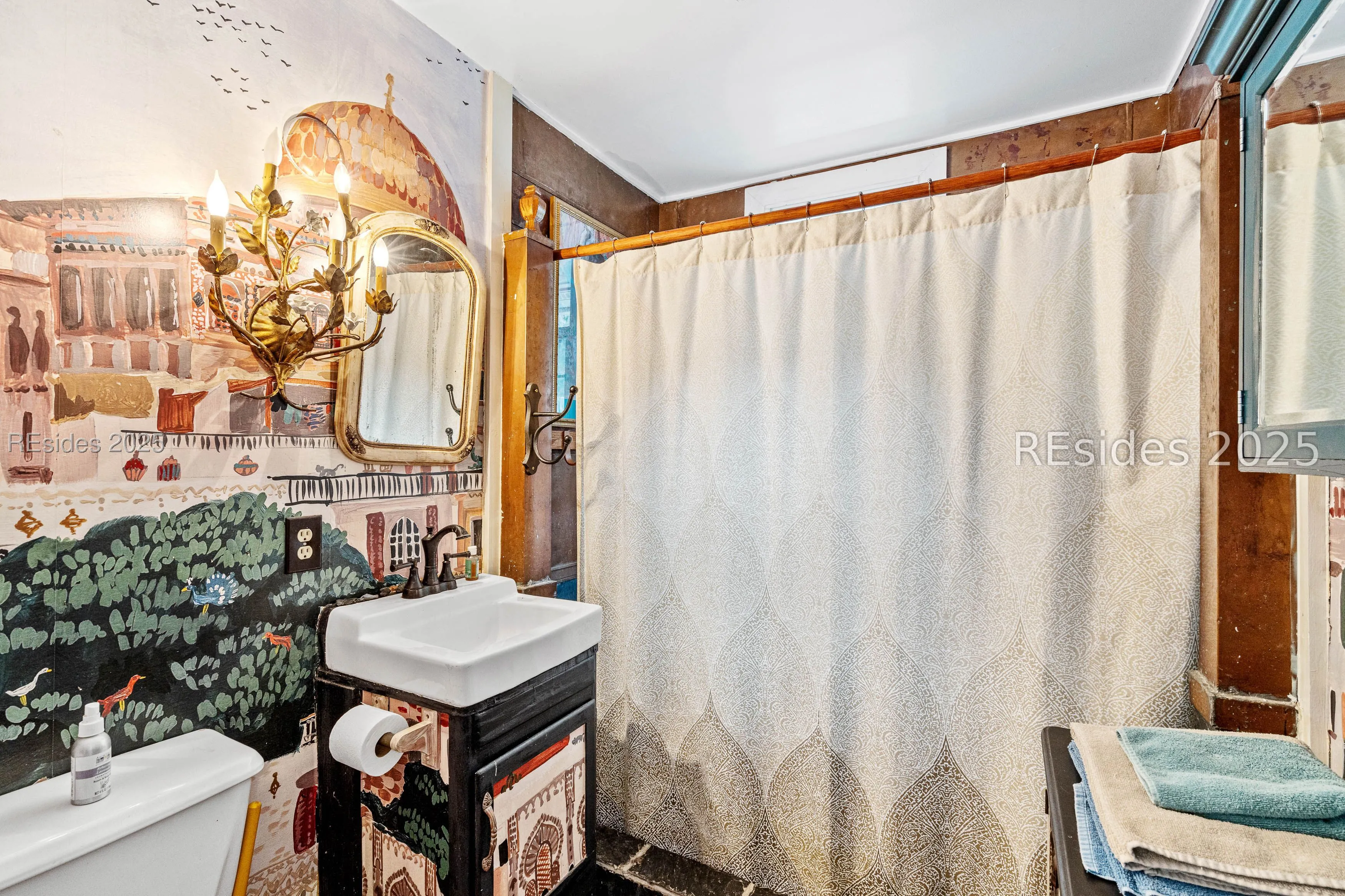  - Photo 10