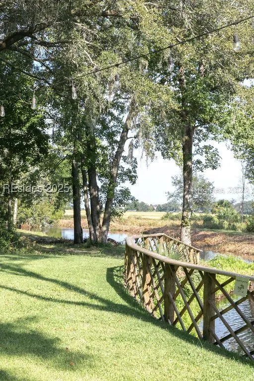  - Photo 37