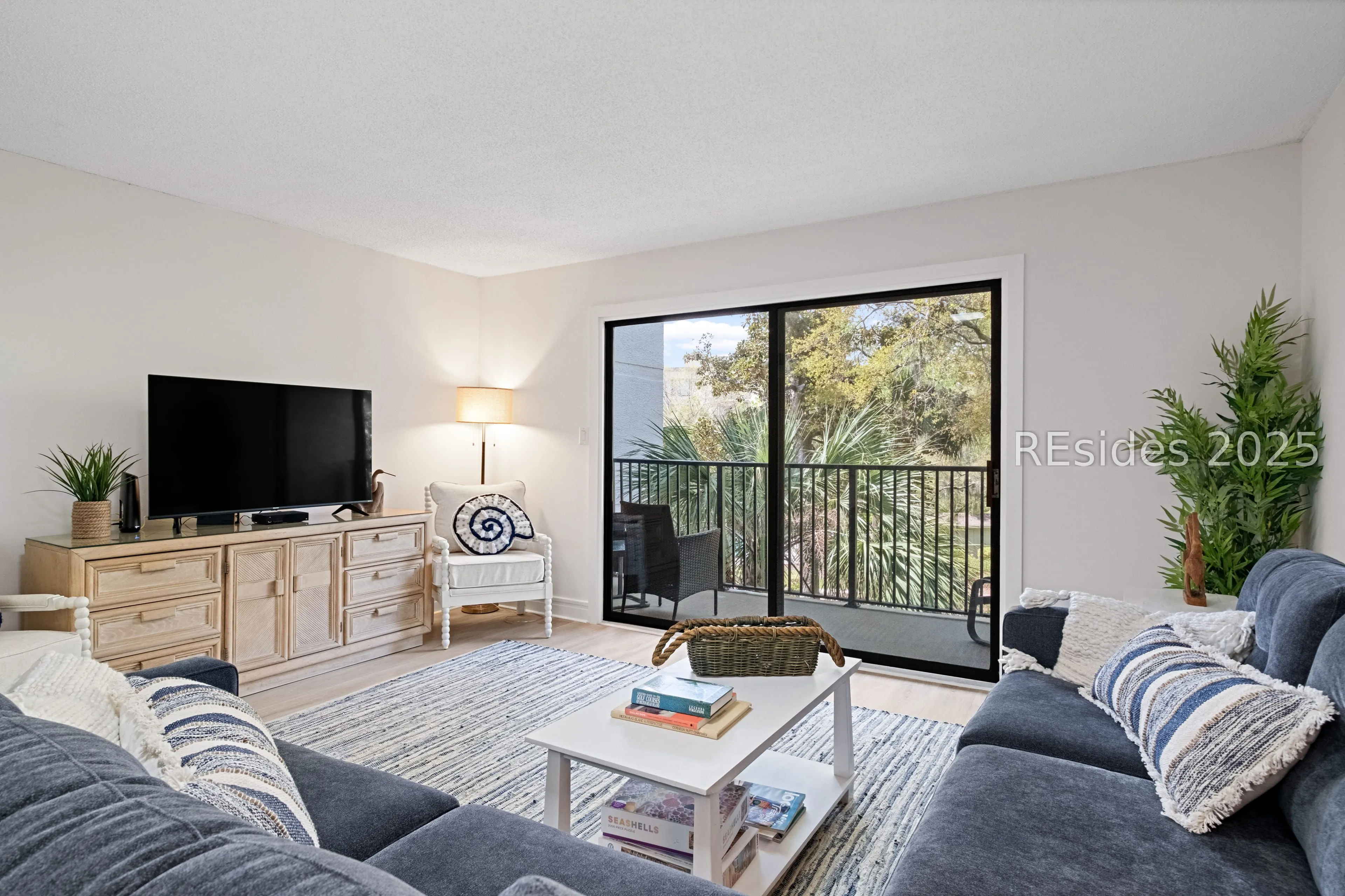  - Photo 8