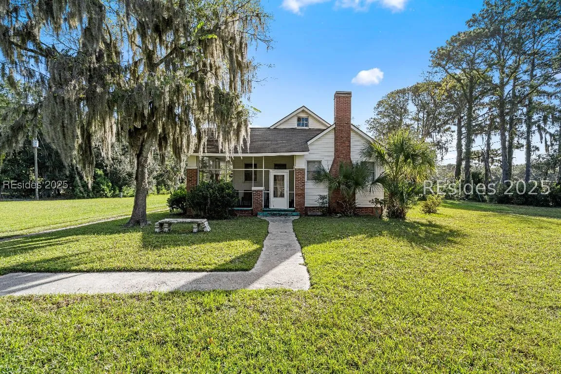 45 Dr Martin Luther King Drive St Helena Island SC 29920