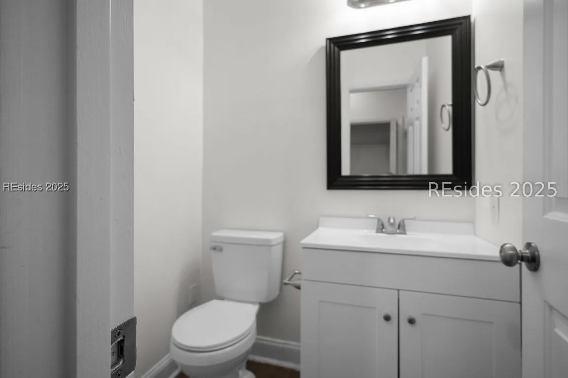  - Photo 9