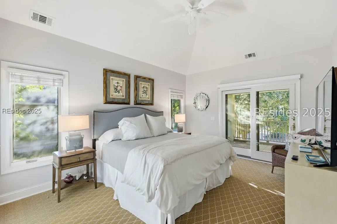  - Photo 37