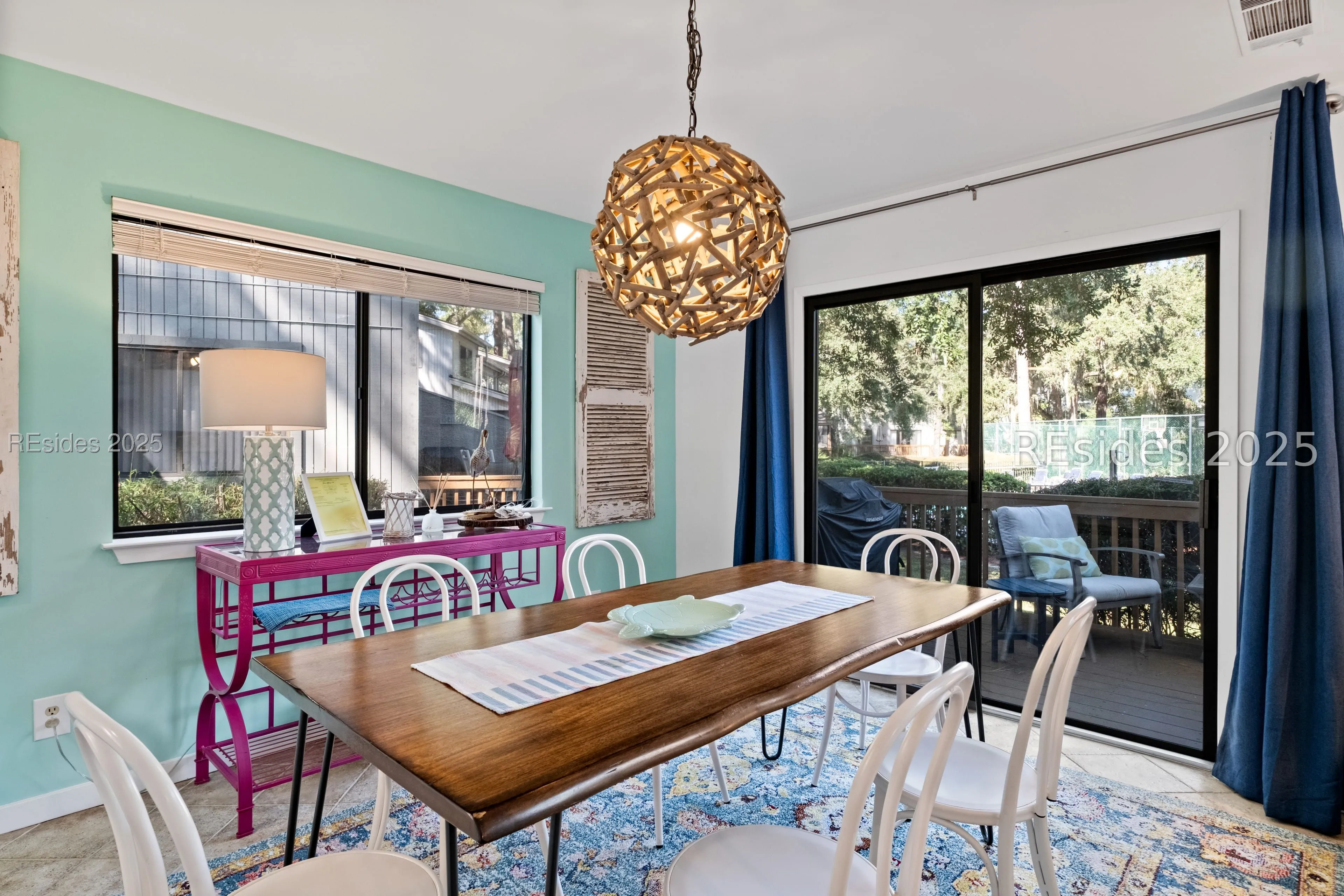  - Photo 16