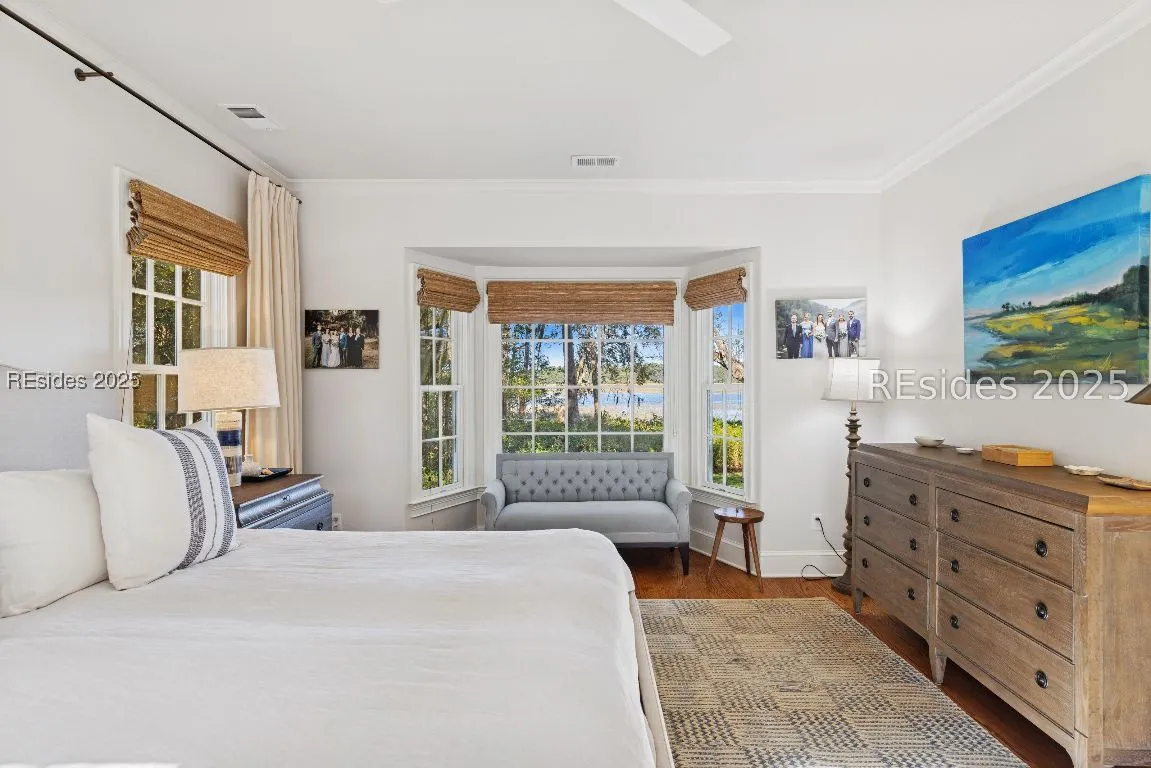  - Photo 7