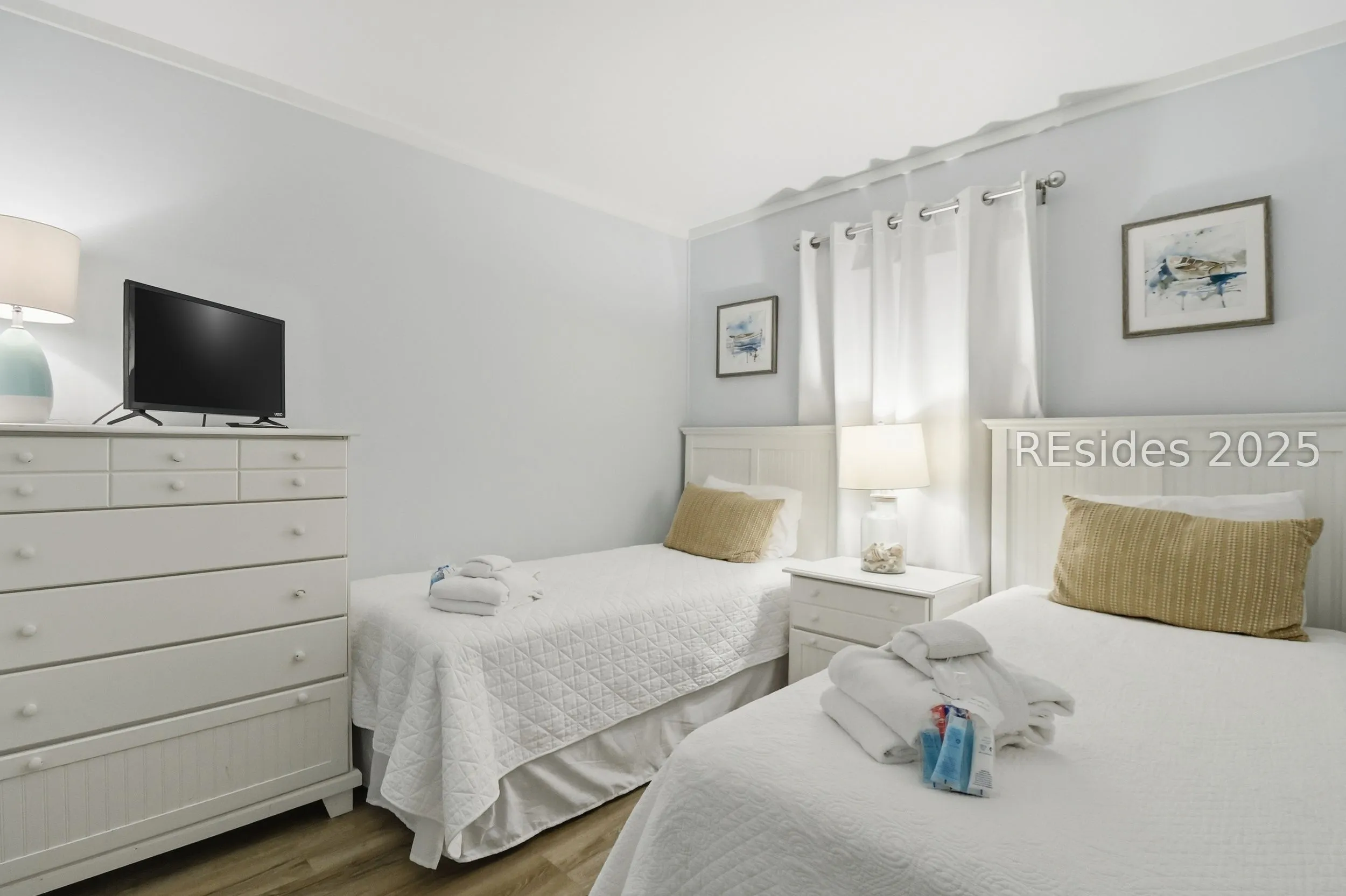  - Photo 24