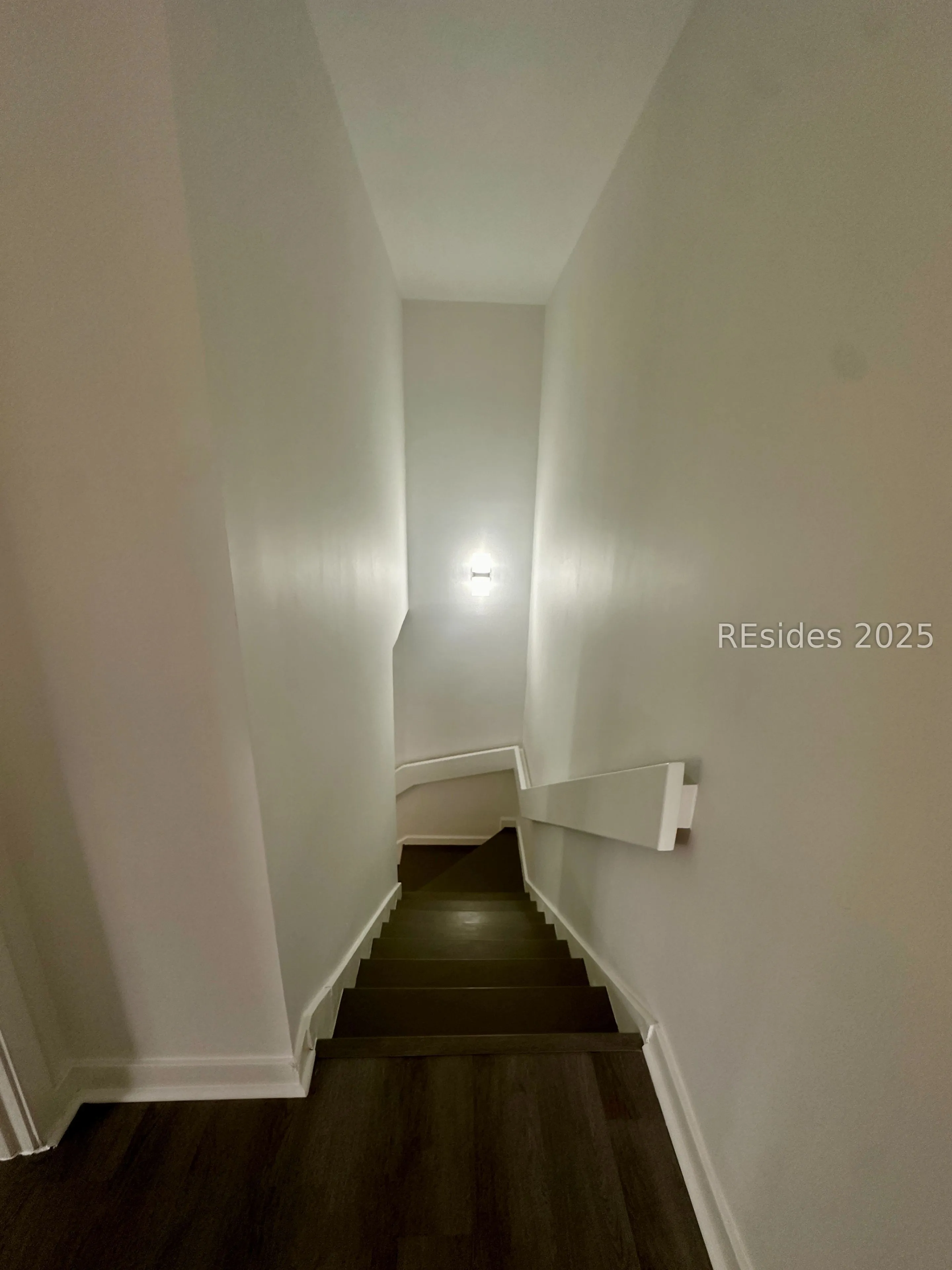  - Photo 12