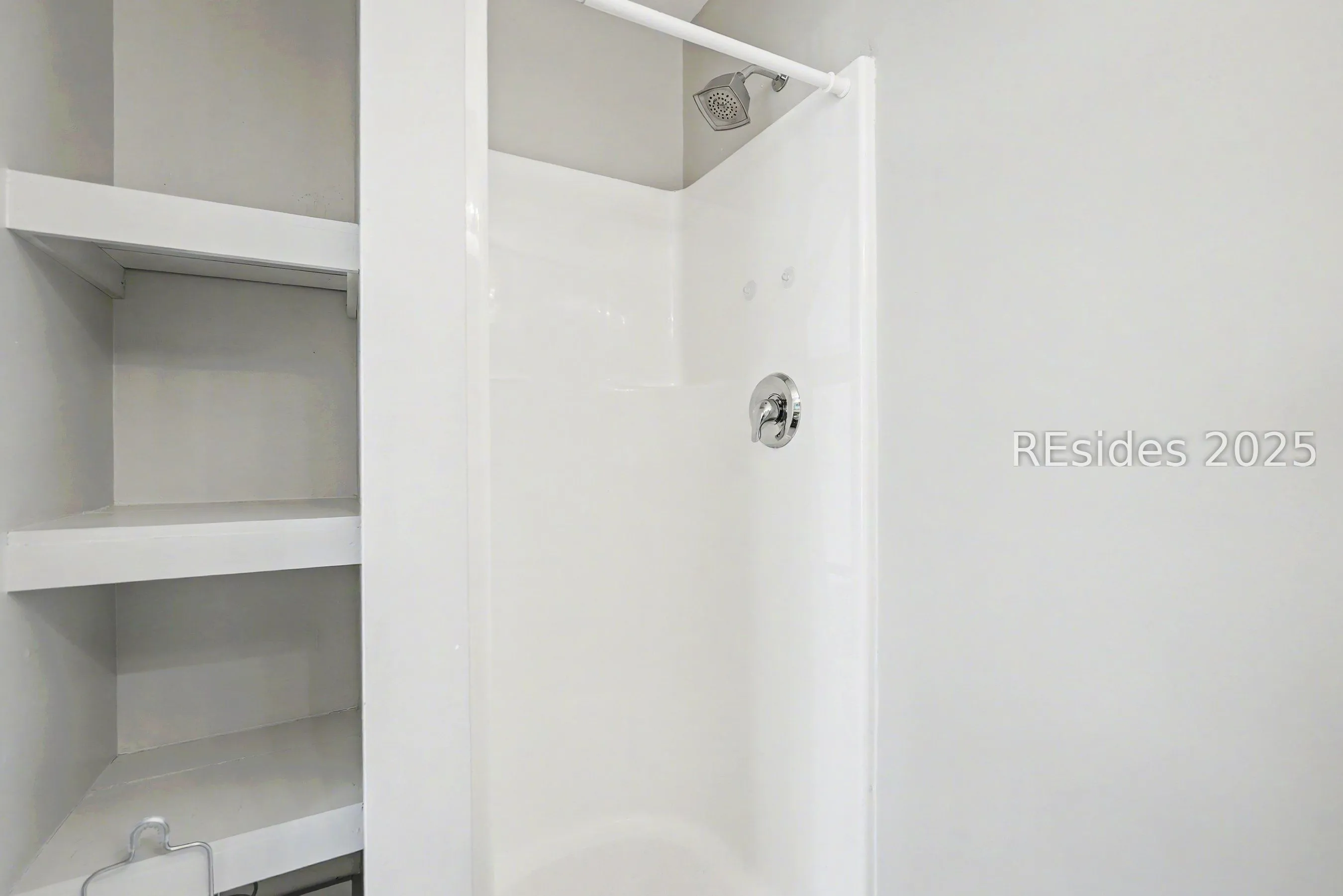  - Photo 27
