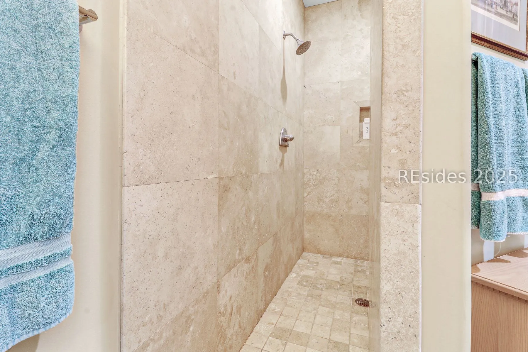  - Photo 42