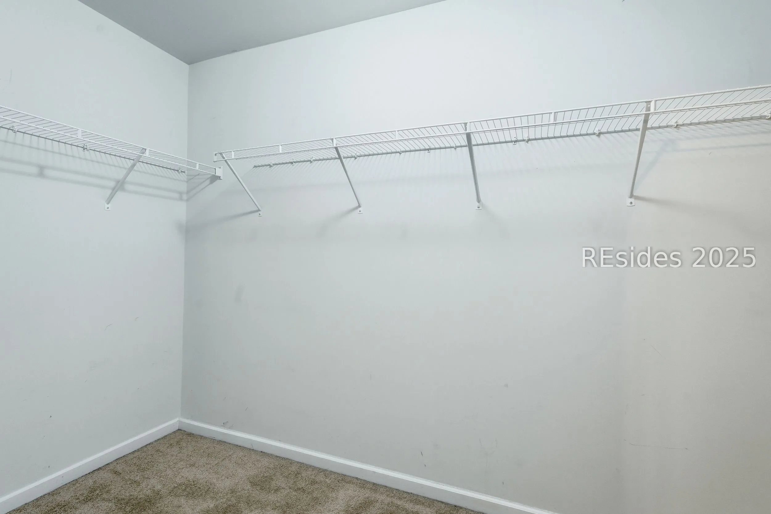  - Photo 24