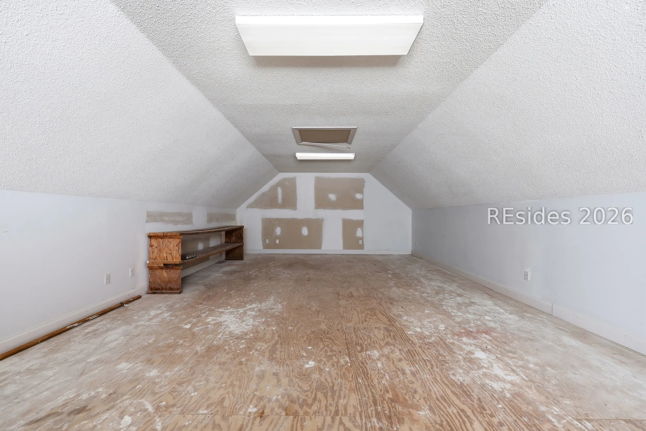  - Photo 28